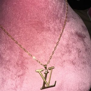 18K Solid 18” long gold chain with Large pendant also 18k